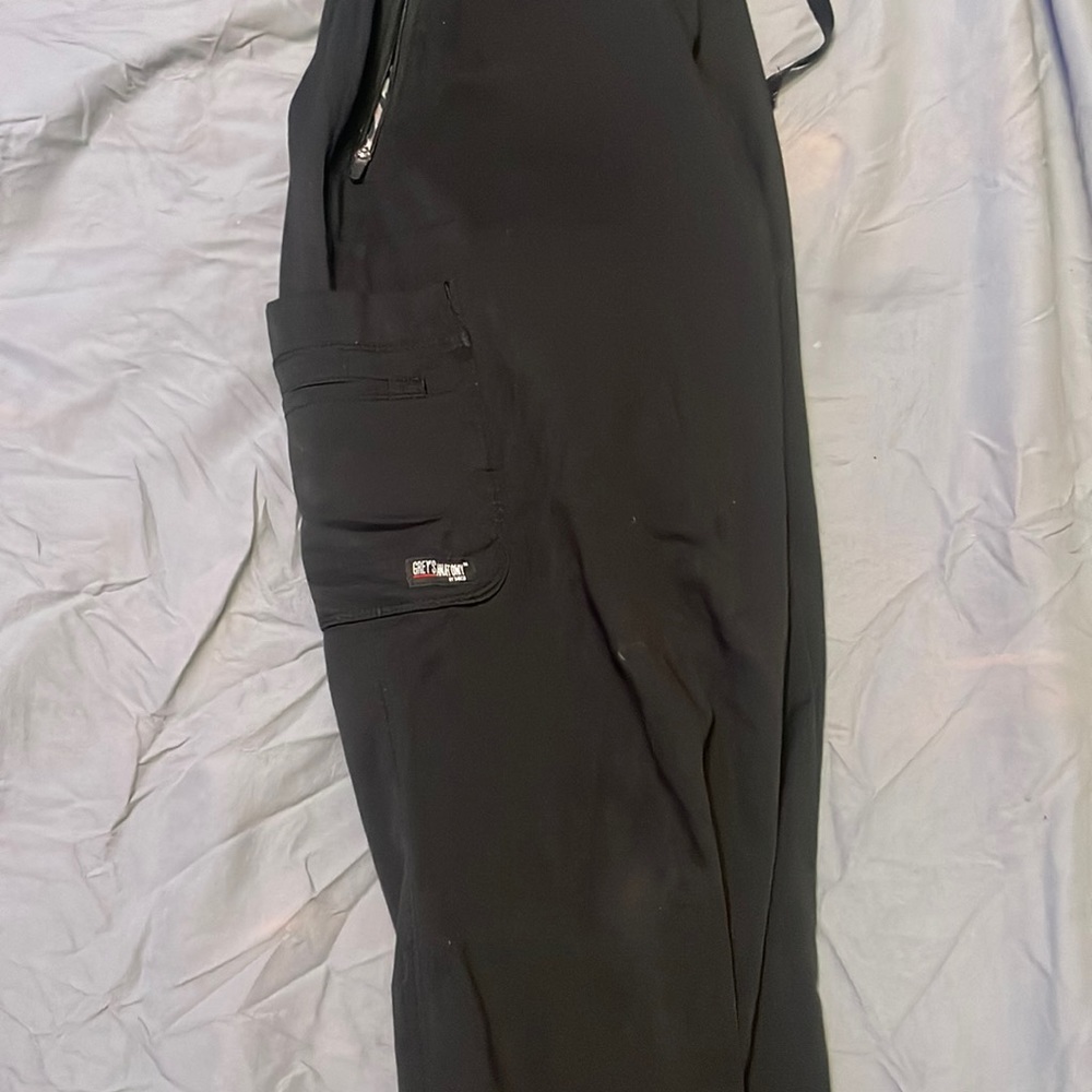 Small black Greys anatomy scrub pants